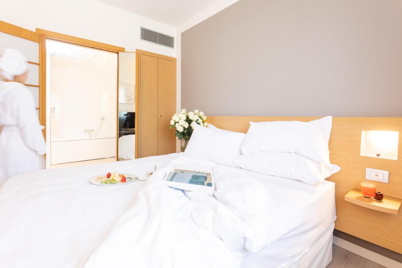 Hotel Living Place